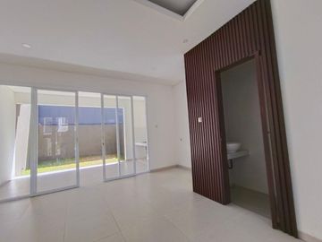 Rumah baru 2 lantai komplek di sayap gegerkalong sarijadi sukahaji