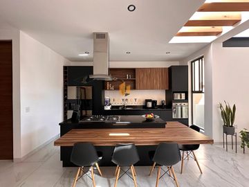 CASA EN VENTA EN CAMPO DE GOLF ALTOZANO