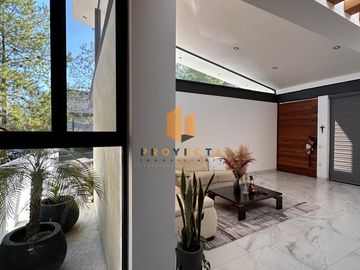 CASA EN VENTA EN CAMPO DE GOLF ALTOZANO