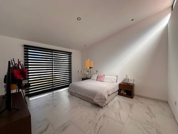CASA EN VENTA EN CAMPO DE GOLF ALTOZANO