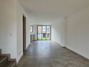 ESTRENE CASA EN CONJUNTO CERRADO EN LA FLORIDA DE 97M2, MANIZALES