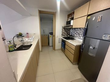 VENDO AMPLIO APARTAMENTO 3 ALCOBAS CON ASCENSOR, AV SANTANDER, MANIZALES.