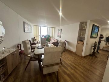 VENDO AMPLIO APARTAMENTO 3 ALCOBAS CON ASCENSOR, AV SANTANDER, MANIZALES.