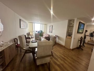 VENDO AMPLIO APARTAMENTO 3 ALCOBAS CON ASCENSOR, AV SANTANDER, MANIZALES.