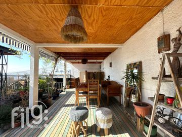 VENDO EXCELENTE CASA EN IQUIQUE