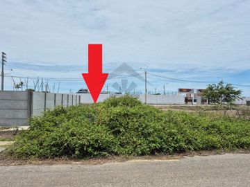 REMATE DE TERRENO EN URBANIZACIÓN LA ENSENADA PRIMERA ETAPA – PIMENTEL