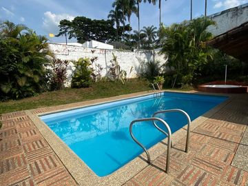 SE VENDE CASA CAMPESTRE EN CIUDAD JARDÍN