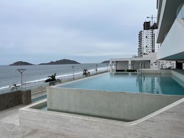 DEPARTAMENTO CRISTAL BAY 1801