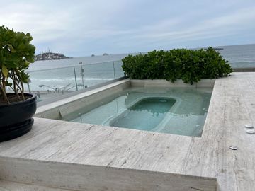DEPARTAMENTO CRISTAL BAY 1801