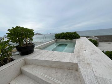 DEPARTAMENTO CRISTAL BAY 1801