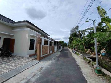 Rumah baru siap huni di sambiroto purwomartani kalasan sleman