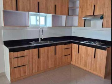 STUNNING BRAND NEW HOUSE FOR SALE IN SOUTH FORBES