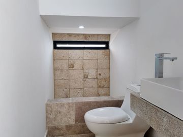 CASA EN VENTA ÙNICA LIVING, MÈRIDA, YUCATÀN. 4 RECAMARÀS EN EXCLUSIVO COMPLEJO RESIDENCIAL
