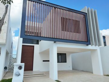 CASA EN VENTA ÙNICA LIVING, MÈRIDA, YUCATÀN. 4 RECAMARÀS EN EXCLUSIVO COMPLEJO RESIDENCIAL
