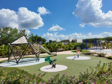 CASA EN VENTA ÙNICA LIVING, MÈRIDA, YUCATÀN. 4 RECAMARÀS EN EXCLUSIVO COMPLEJO RESIDENCIAL