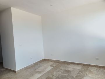 CASA EN VENTA ÙNICA LIVING, MÈRIDA, YUCATÀN. 4 RECAMARÀS EN EXCLUSIVO COMPLEJO RESIDENCIAL