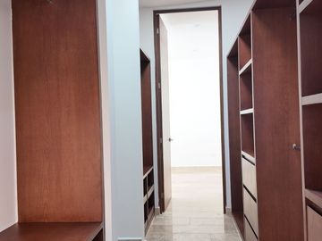 CASA EN VENTA ÙNICA LIVING, MÈRIDA, YUCATÀN. 4 RECAMARÀS EN EXCLUSIVO COMPLEJO RESIDENCIAL