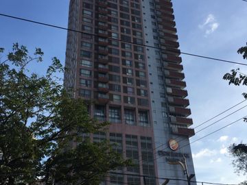 Executive Studio Infront Of US Embassy Beside Rizal Park