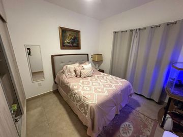 Casa en venta en Torre de Piedra, impecable muy cerca de Antea, por el salitre