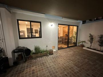 Casa en venta en Torre de Piedra, impecable muy cerca de Antea, por el salitre
