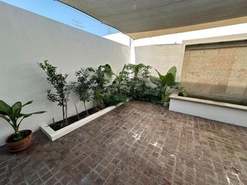 Casa en venta en Torre de Piedra, impecable muy cerca de Antea, por el salitre