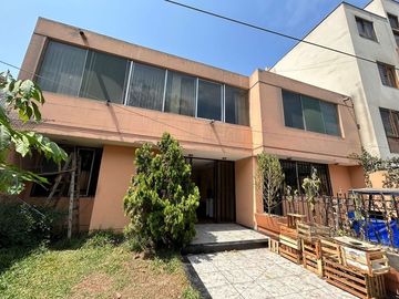 VENDO CASA PARA REMODELAR DE 306M2 EN URB. NEPTUNO / SANTIAGO DE SURCO