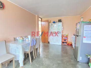 Venta De Casa Para Rentabilizar En San Martin De Porres Frente A Parque