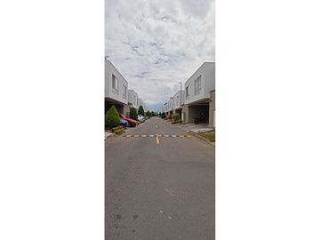 VENDO CASA EN CIUDAD COUNTRY JAMUNDI