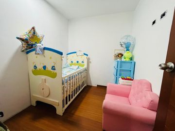 ‼️ Ocasión por viaje‼️ Vendo lindo y amplio Departamento de 4 dormitorios