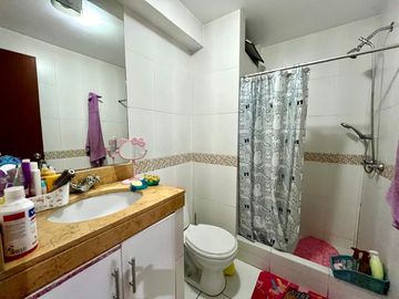 ‼️ Ocasión por viaje‼️ Vendo lindo y amplio Departamento de 4 dormitorios