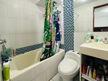 ‼️ Ocasión por viaje‼️ Vendo lindo y amplio Departamento de 4 dormitorios