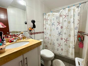 ‼️ Ocasión por viaje‼️ Vendo lindo y amplio Departamento de 4 dormitorios