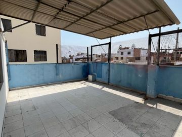 HERMOSA CASA EN ESQUINA EN VENTA - LA PERLA CALLAO