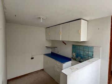 HERMOSA CASA EN ESQUINA EN VENTA - LA PERLA CALLAO