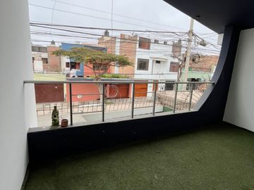 HERMOSA CASA EN ESQUINA EN VENTA - LA PERLA CALLAO