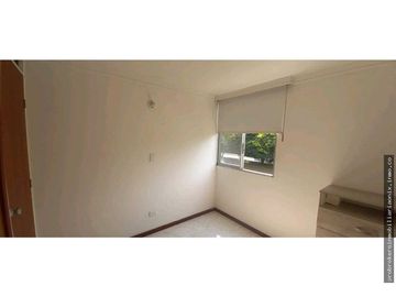 VENDO APARTAMENTO EN VALLE DEL LILI