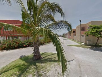 VENTA DE CASA EN FRACC JOYAS DEL MARQUES LLANO LARGO, ACAPULCO DE JUÁREZ, GUERREO.
