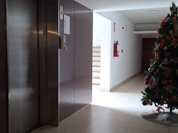 Venta De Departamento En Primer Piso Urb.La Aurora Surco