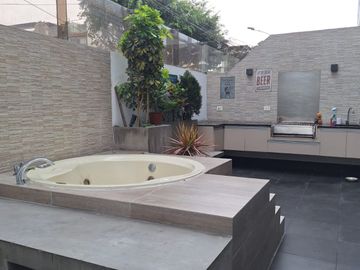 Venta De Departamento En Primer Piso Urb.La Aurora Surco