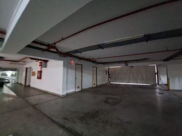 Venta De Departamento En Primer Piso Urb.La Aurora Surco
