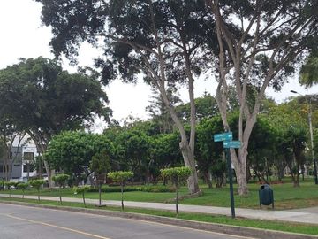 Venta De Departamento En Primer Piso Urb.La Aurora Surco