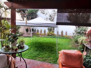 VENDO CASA EN AV. VELAZCO ASTETE - URB. VISTA ALEGRE - SURCO