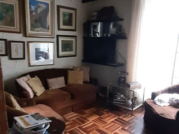 VENDO CASA EN AV. VELAZCO ASTETE - URB. VISTA ALEGRE - SURCO