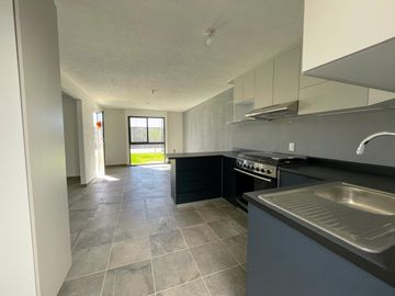VENTA DE CASA EN FRACCIONAMIENTO