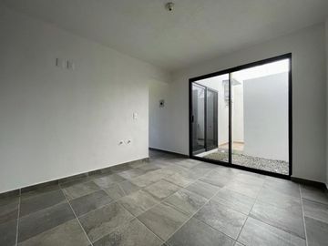 VENTA DE CASA EN FRACCIONAMIENTO