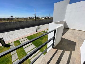 VENTA DE CASA EN FRACCIONAMIENTO
