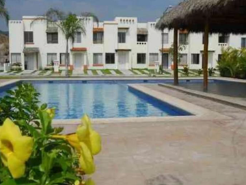 VENDO CASA EN RESIDENCIAL VILLA DEL MAR, MANZANILLO CERCA CENTRO COMERCIAL PUNTO BAHIA