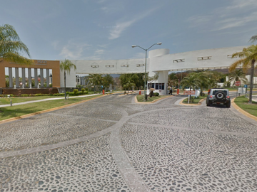 VENDO CASA EN RESIDENCIAL VILLA DEL MAR, MANZANILLO CERCA CENTRO COMERCIAL PUNTO BAHIA