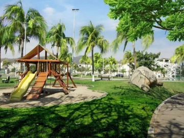 VENDO CASA EN RESIDENCIAL VILLA DEL MAR, MANZANILLO CERCA CENTRO COMERCIAL PUNTO BAHIA