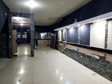 CASA COMERCIAL EN VENTA EN PLENA AV ANGELICA GAMARRA!!!